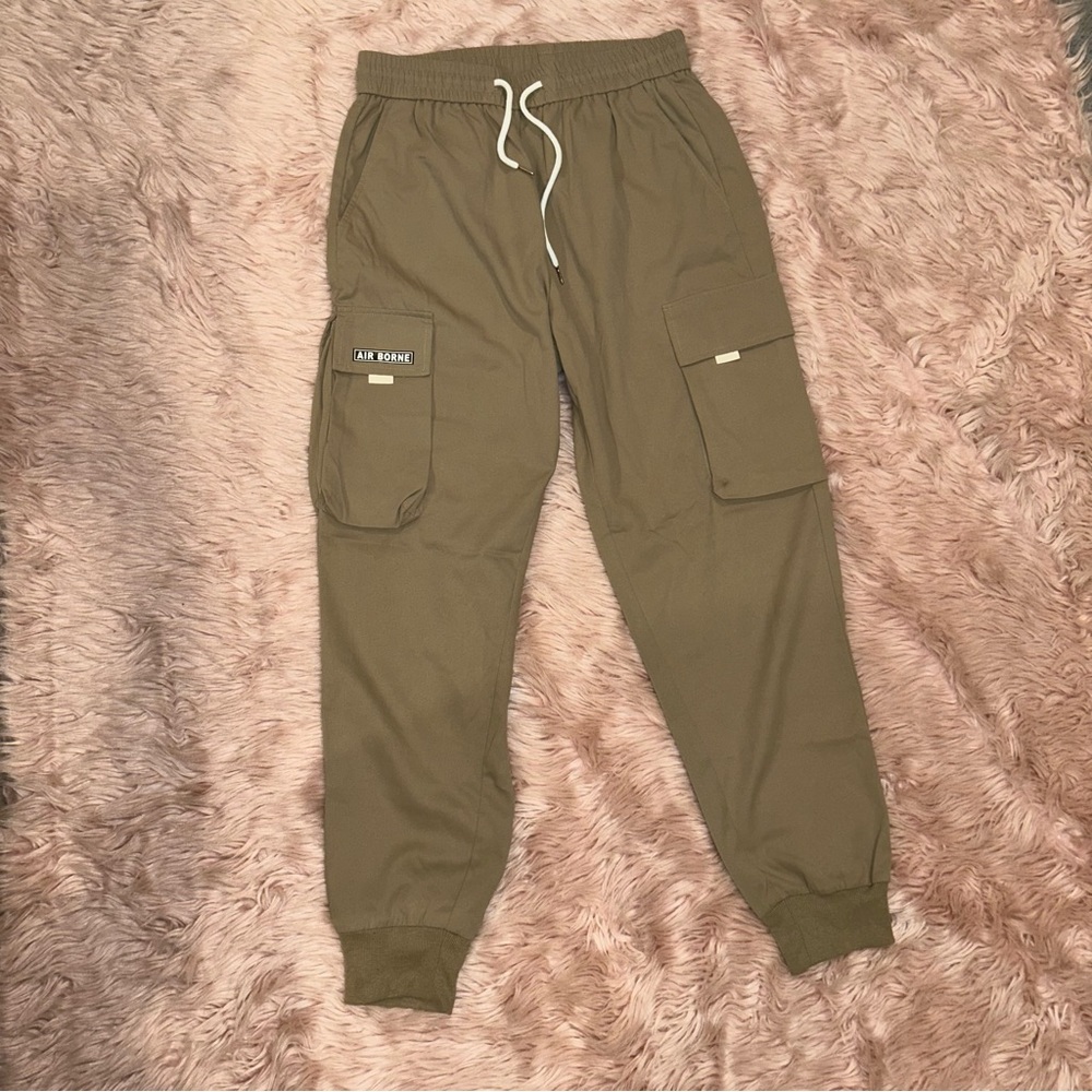 Brown cargos